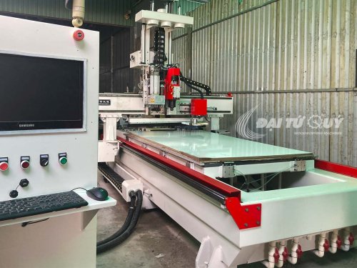 Máy CNC router 2 đầu thay dao tự động đã qua sử dụng giá tốt tại Quận 12