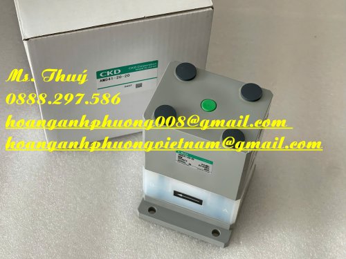 z6458324462484_3e90f5bd6558bad2783674620b2f3b84.jpg