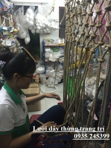 luoi-day-thung-trang-tri-2.jpg