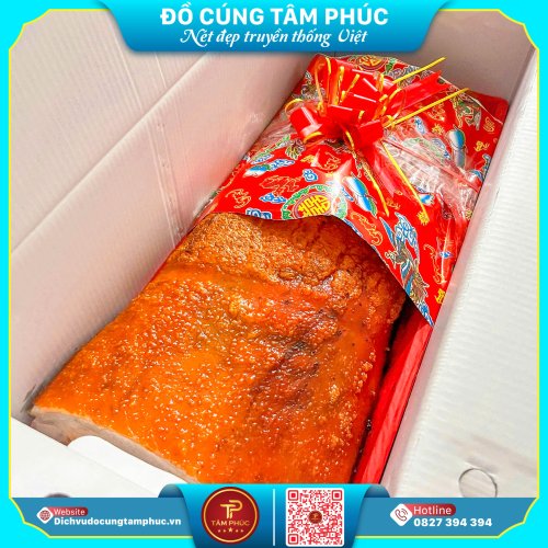 Heo Quay Trên Mâm Cúng (1).jpg