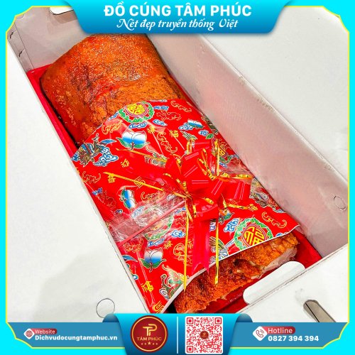 Heo Quay Trên Mâm Cúng (2).jpg