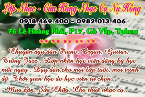 lop day dan guitar nu hong.jpg