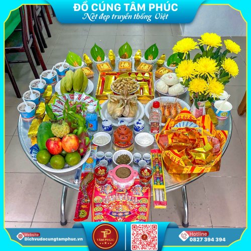 Gà trống trên mâm cúng. (4 of 6).jpg