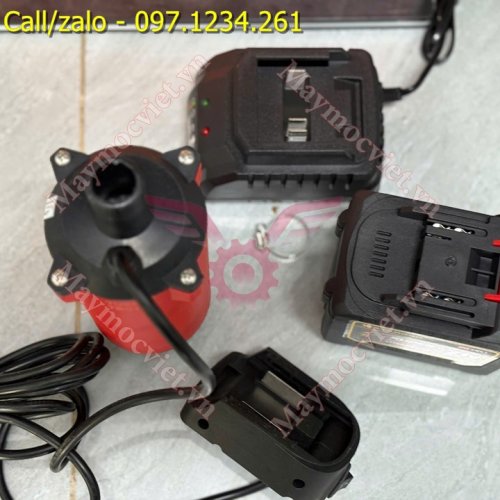 Bom-chim-tom-Turbo-TBC100-pin-21V-8Ah (3).jpg