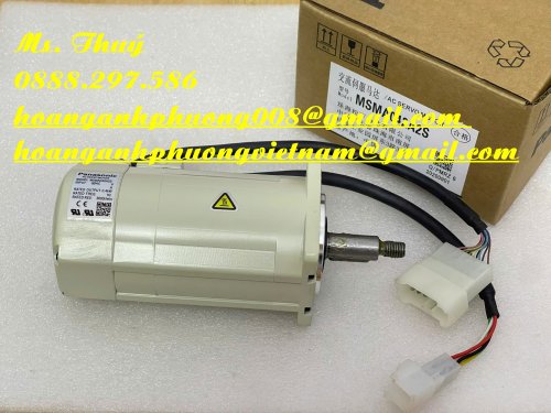 z7160262294424_31f6cf6060e4cb38f1e2c18453e25f9Q (3).jpg