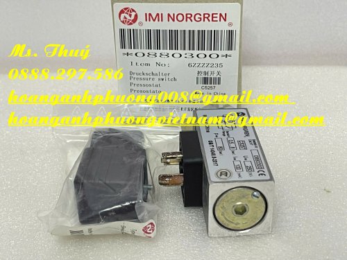 z7160262545888_093f5c5926223c9cf65f7078c27a2aed (2).jpg